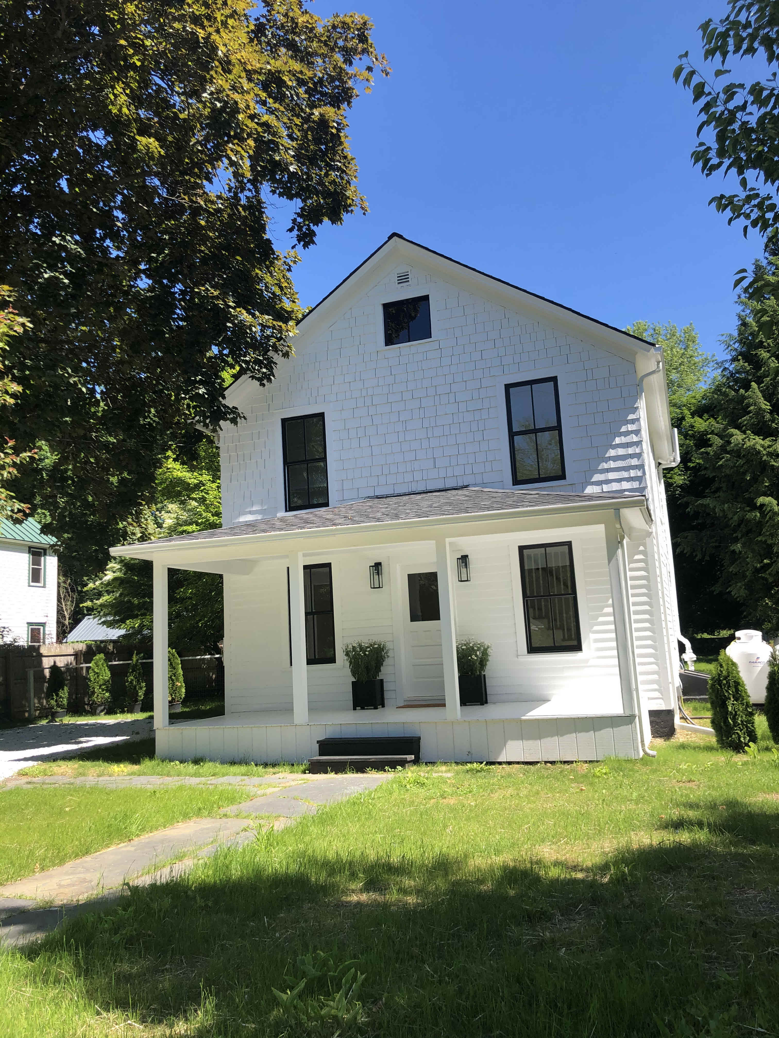 Building photograph for 32 PETTEE STREET